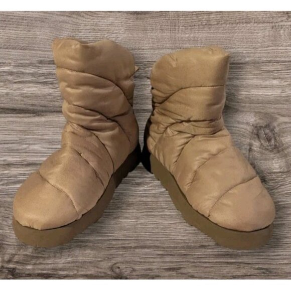 Piumestudio Luna Pillow Boots  Evereve Winter Camel Tan Italy Womens Sz 39/8 Fun - Picture 1 of 11